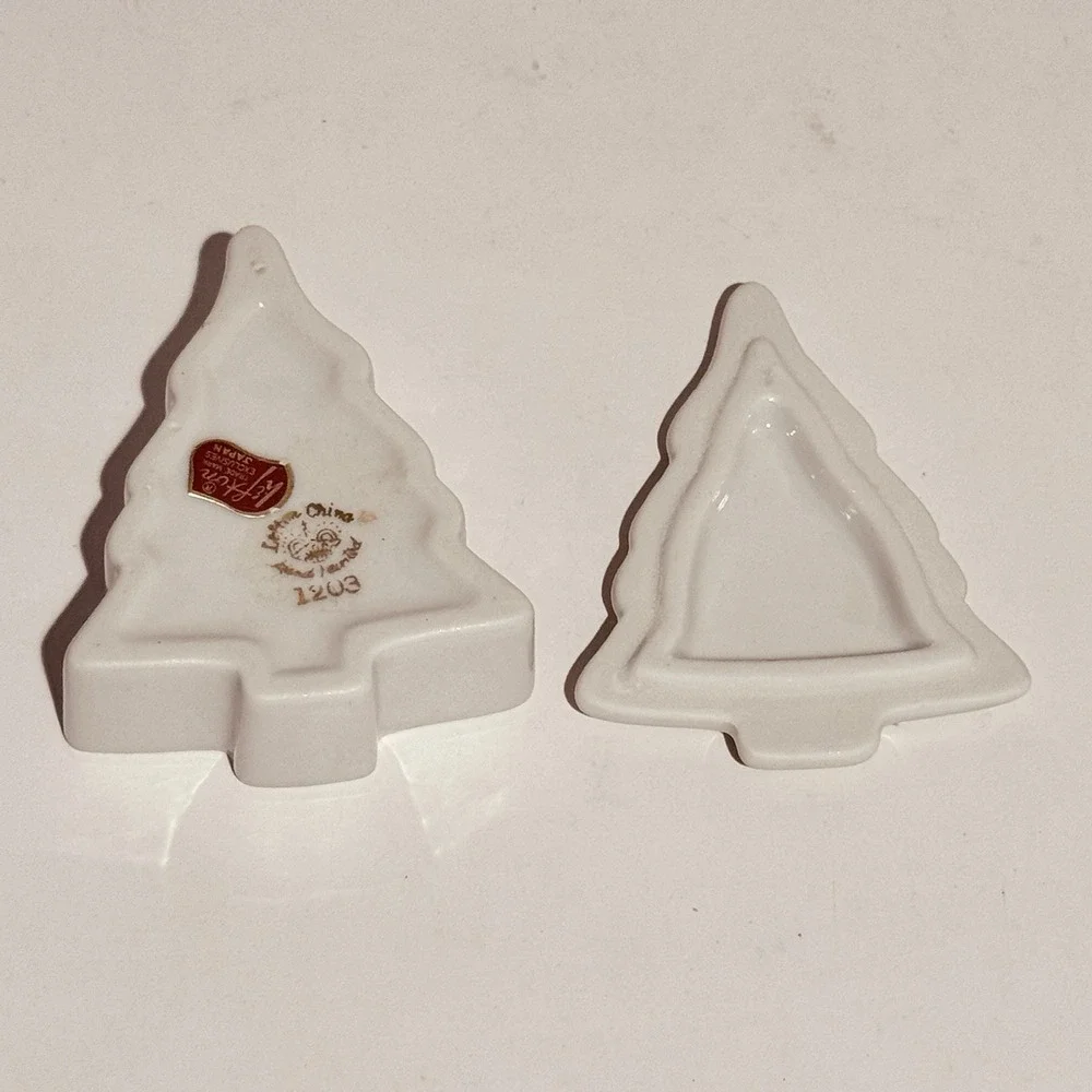 Vintage Lefton‎ Porcelain Christmas Tree Trinket Box Cardinal Design w Gold Trim